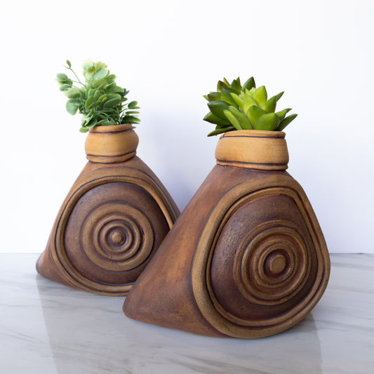 Louise Schollaert - Vase Bookends