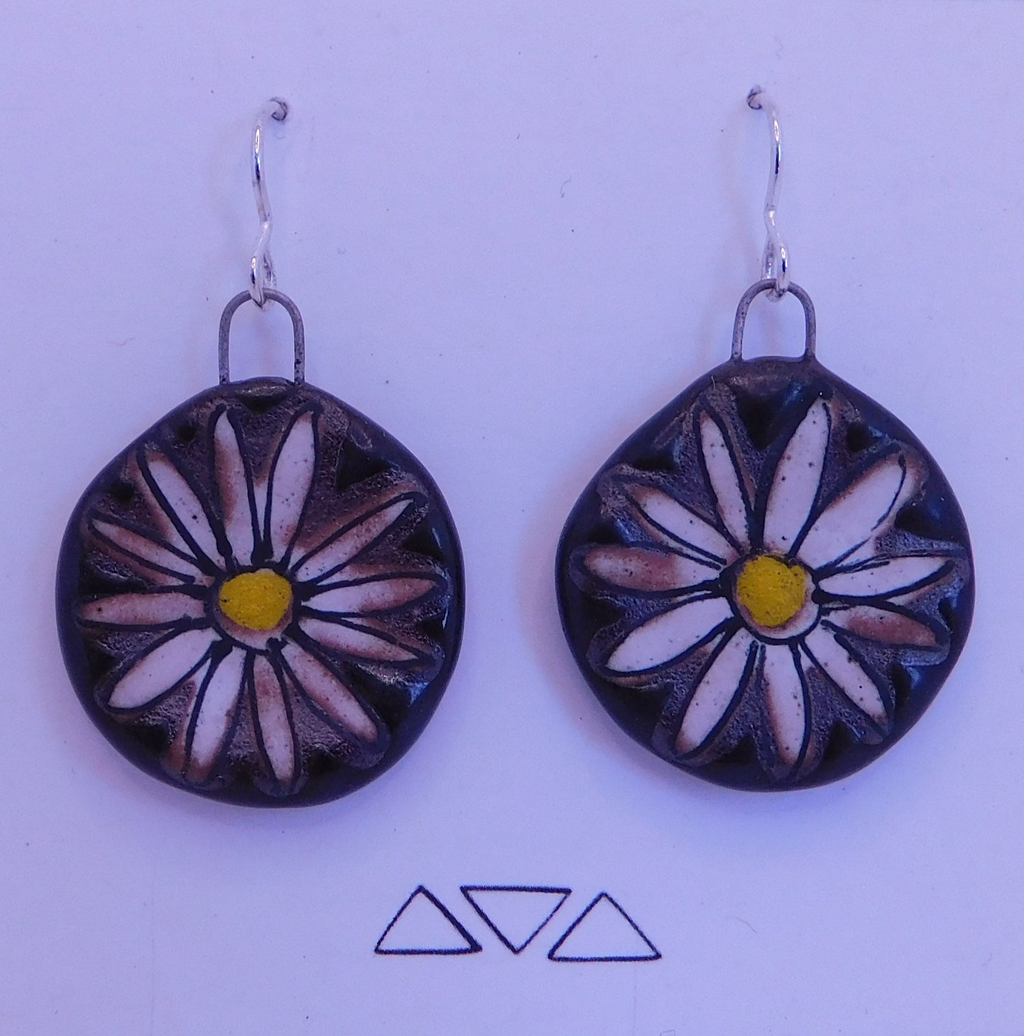 Maya Rumsey - Flat Dangly Daisy Earrings