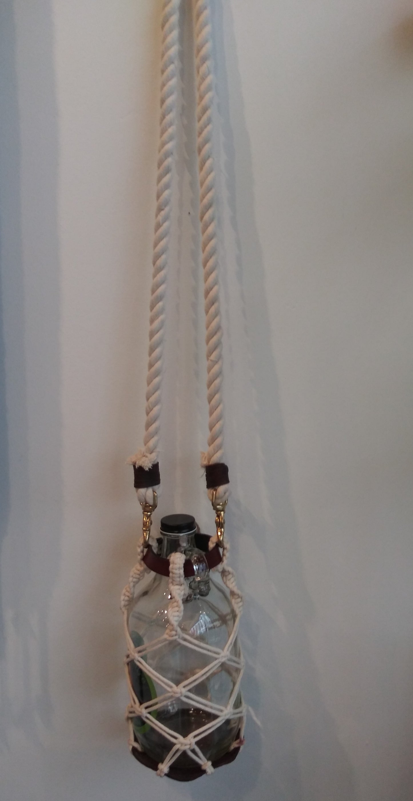 Nomadic Knots - Growler MacrameBottle Holder